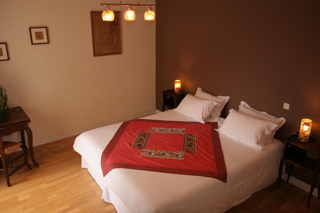 Fleurs De Vignes Piscine Bed & Breakfast Montagny-les-Beaune Bilik gambar